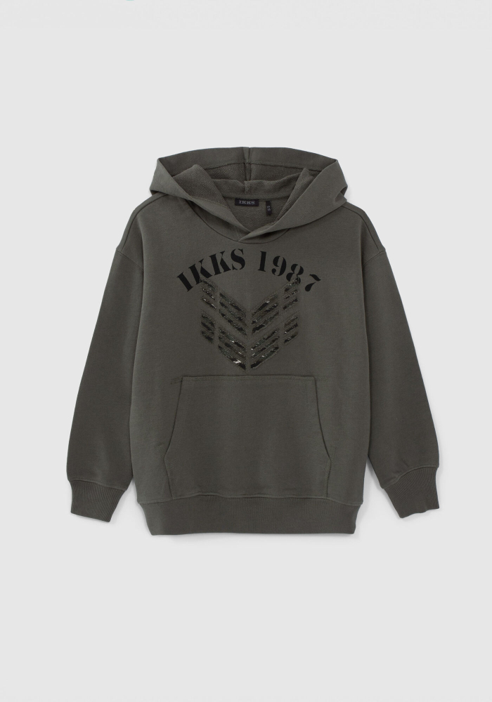 detail Boys' chevron hoodie