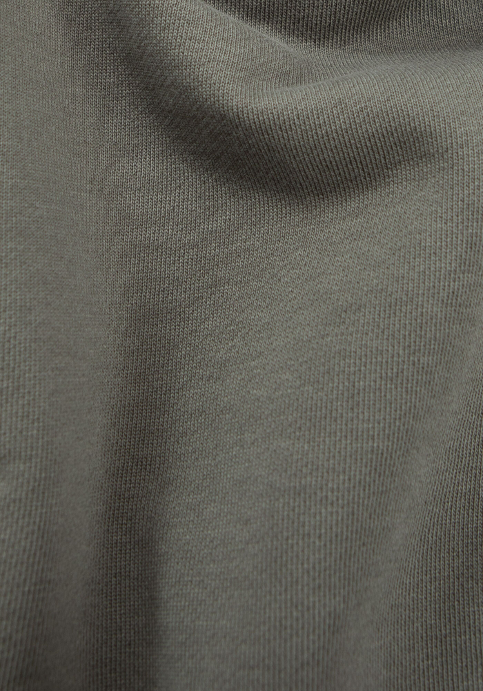detail Boys' chevron hoodie