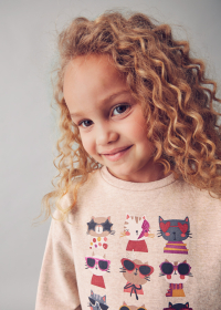 Dívčí set tričko s kočkami a tmavé legíny MAYORAL