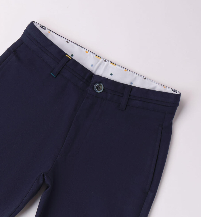 detail Elegant trousers for boys