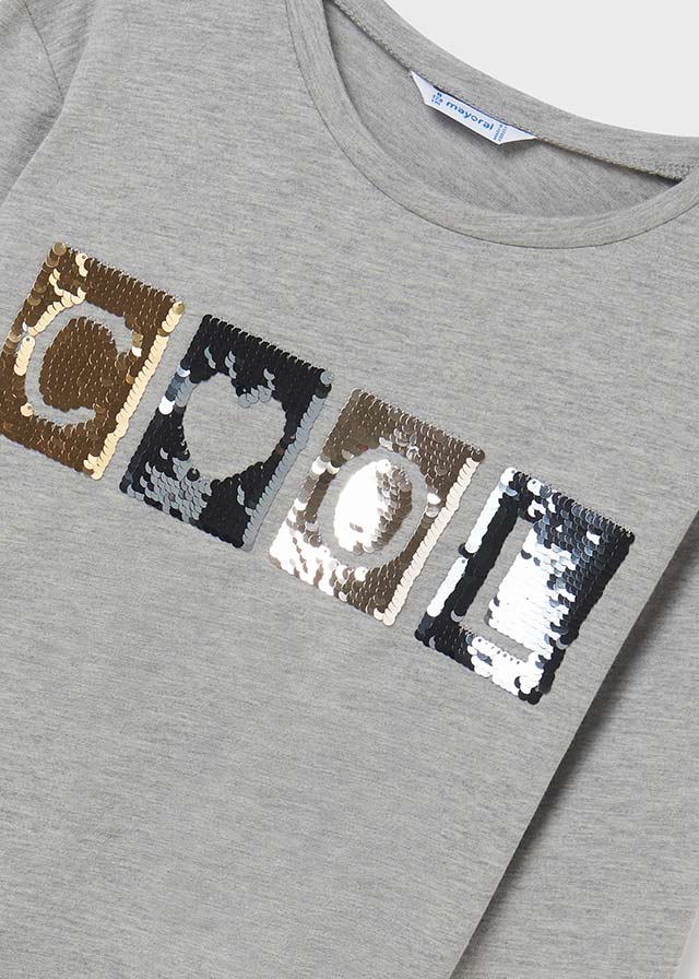 detail Long-sleeved t-shirt with a print for a girl