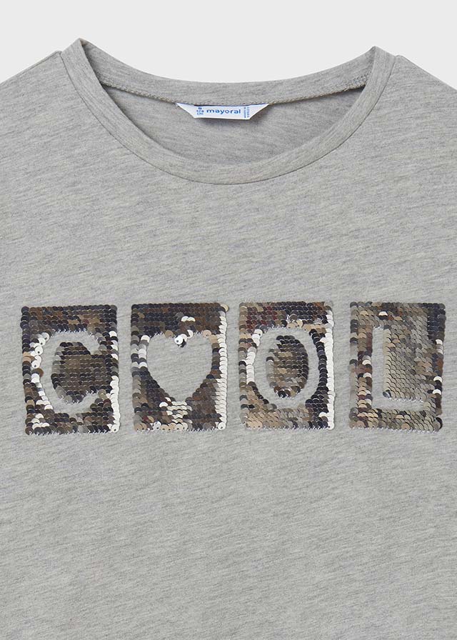 detail Long-sleeved t-shirt with a print for a girl