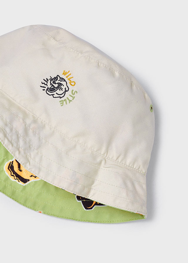 detail Boys' reversible bucket hat