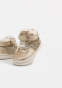 náhled Dívčí kotníkové boty s podšívkou z umělé kožešiny MAYORAL