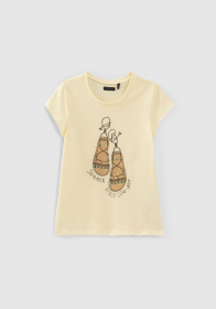 Dívčí tričko s obrázkem sandálů se střapci a třpytivou zlatou podrážkou IKKS