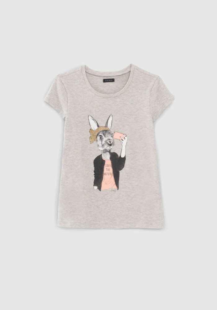 detail Dívčí tričko s obrázkem králíka s telefonem a třpytivou čelenkou IKKS