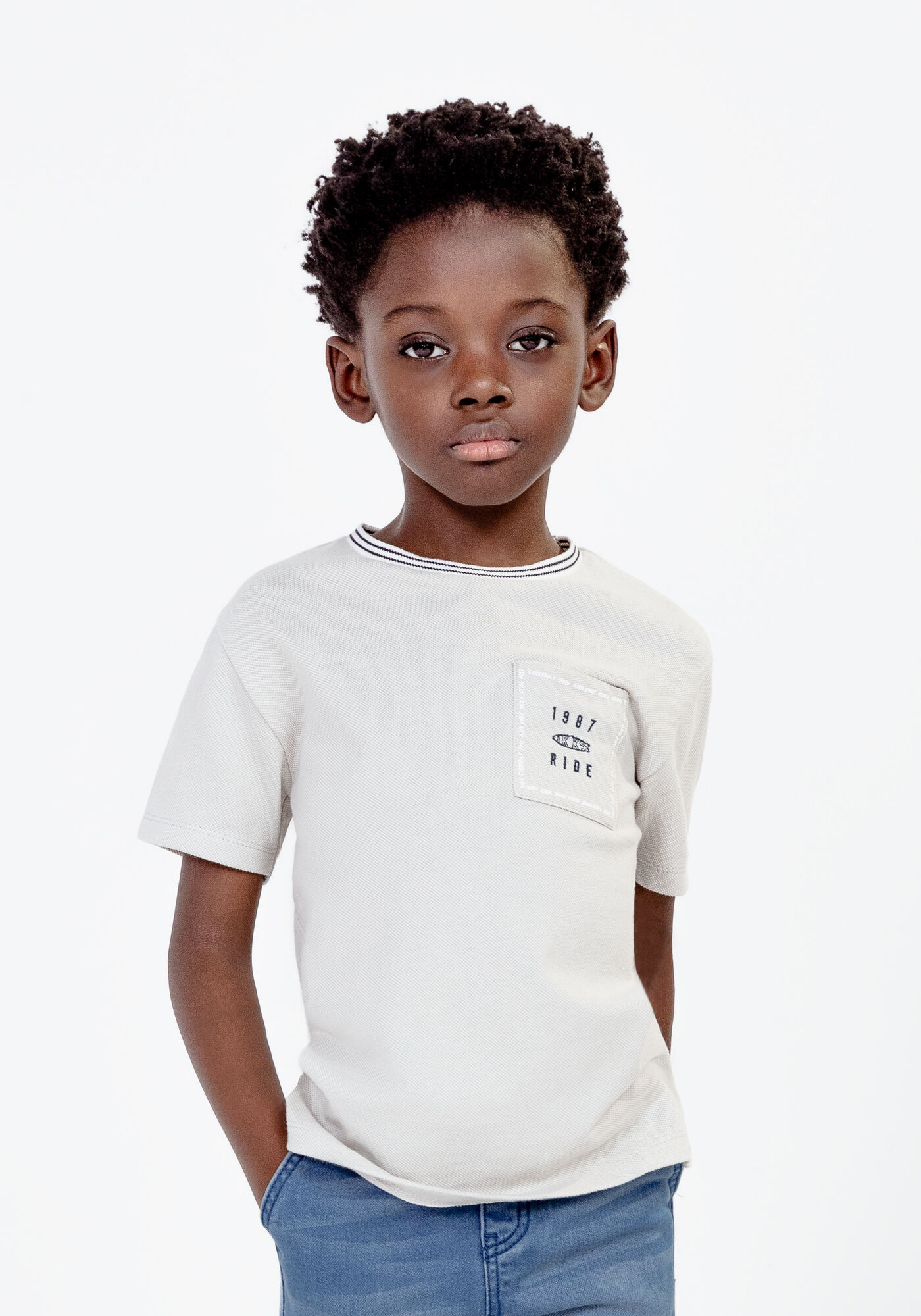 Boys' T-shirt with pocket